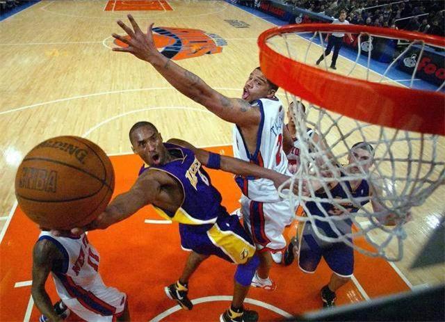 NBA经典故事：06年科比“恐吓”伊戈达拉被“打脸”，暴露真实球品(6)