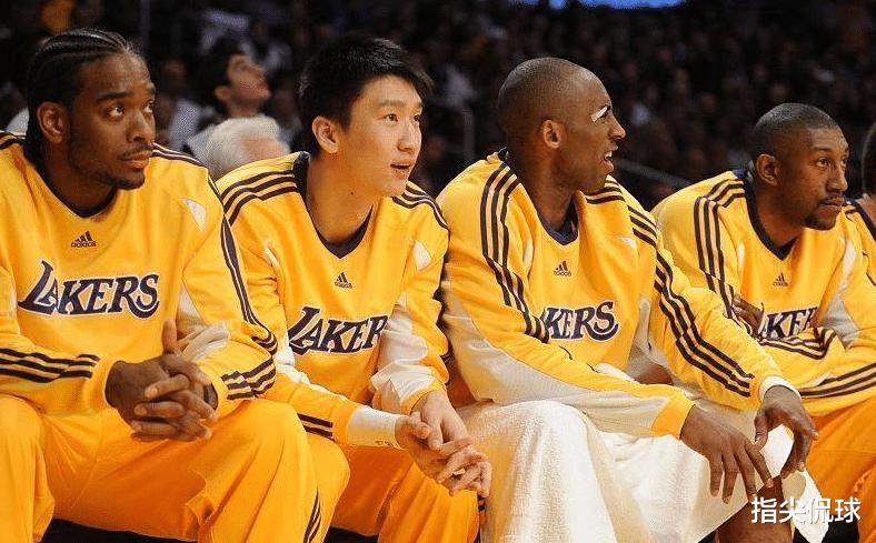 中国球员谁在NBA赚钱最多？巴特尔129万，大郅576万，那姚明呢(6)