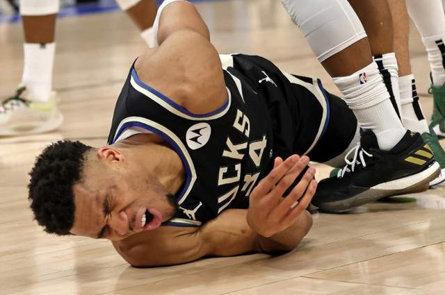 惨烈！NBA季后赛已6人受伤，3大超巨休战，联盟第一恐被爆冷(2)