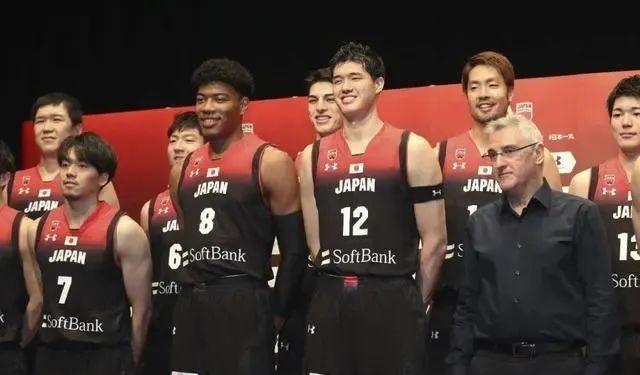 中国男篮获重大喜讯！姚明和乔帅霸气表态，日本菲律宾脸色挂不住(6)