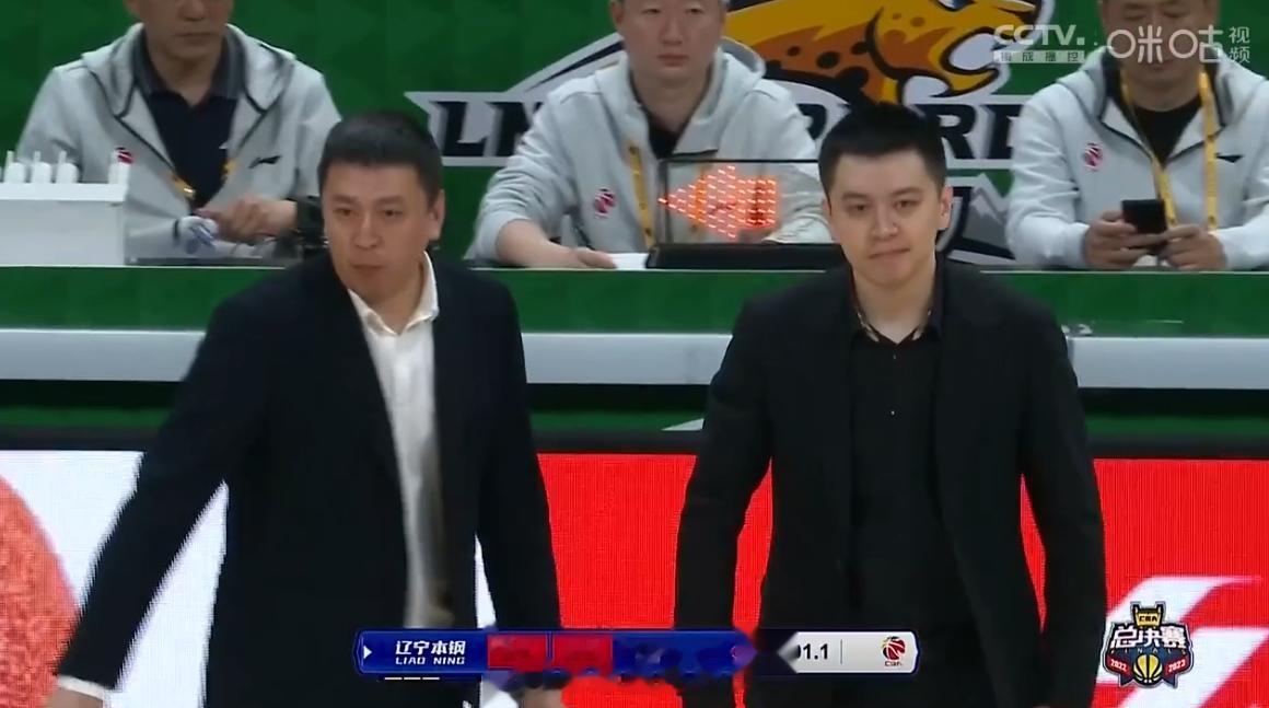 比赛结束，辽宁94-68战胜浙江，大比分来到3-0。这场比赛探长甚至不知道应该怎(1)