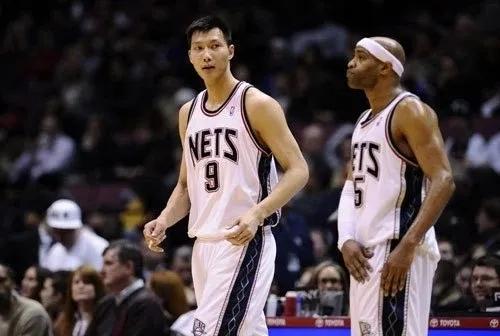 中国男篮现役老大哥--易建联 他当年的NBA追梦之路是如何的？(8)