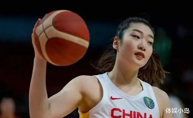 WNBA女篮国手德比，喜迎视频直播，李月汝杨力维传来坏消息(4)