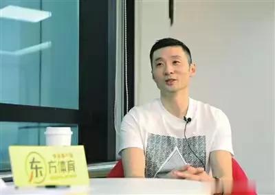 中国男篮助教刘炜：广东出局不意外，意外的是广厦出局。
刘炜最近接受采访谈到本赛季