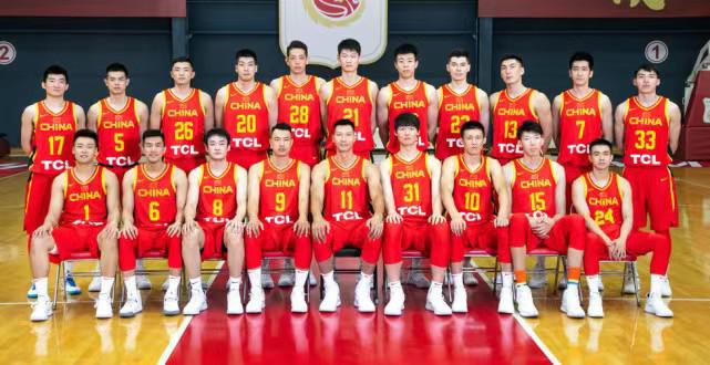 中国男篮大名单，重口难调，选人该考虑两方面。(2)