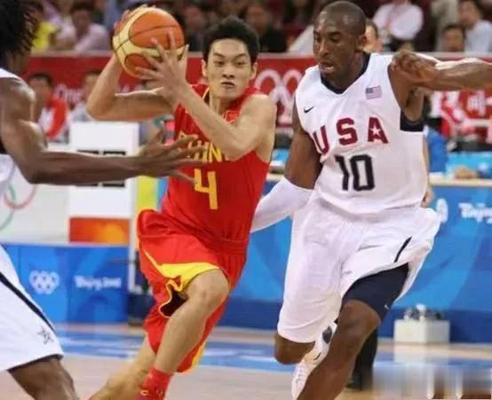广东队未来主力或出现清一色“篮球二代”而且都是广东籍球员，杜锋儿子或成为对手。
(1)