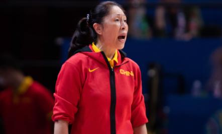 中国女篮亚洲杯冠军迈向更高目标，奥运会名额在望！(1)