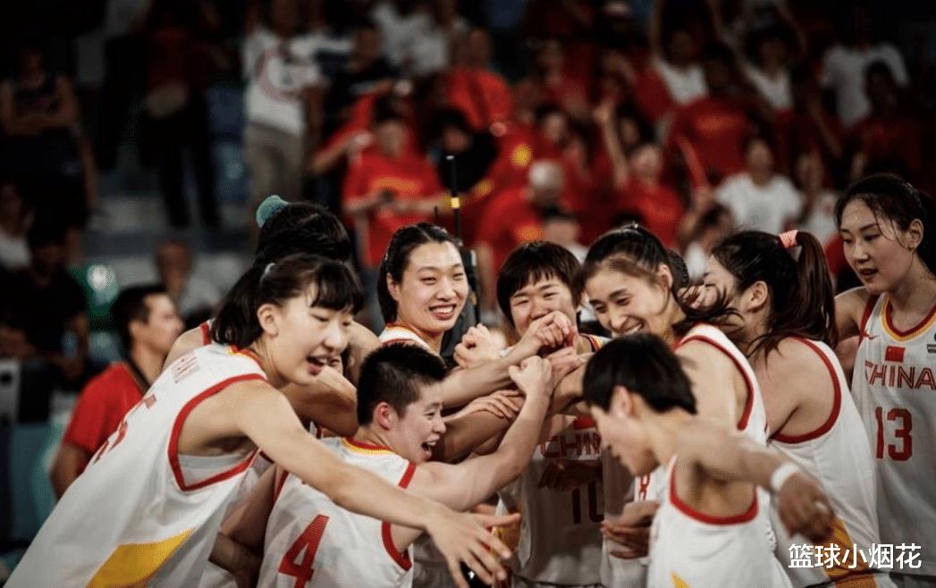 从小宝李月汝落选亚洲杯，折射出中国篮球距离真正职业篮球的距离(11)