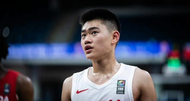U19男篮最大短板竟是他，赵维伦空砍单节18分，如此用人引发质疑