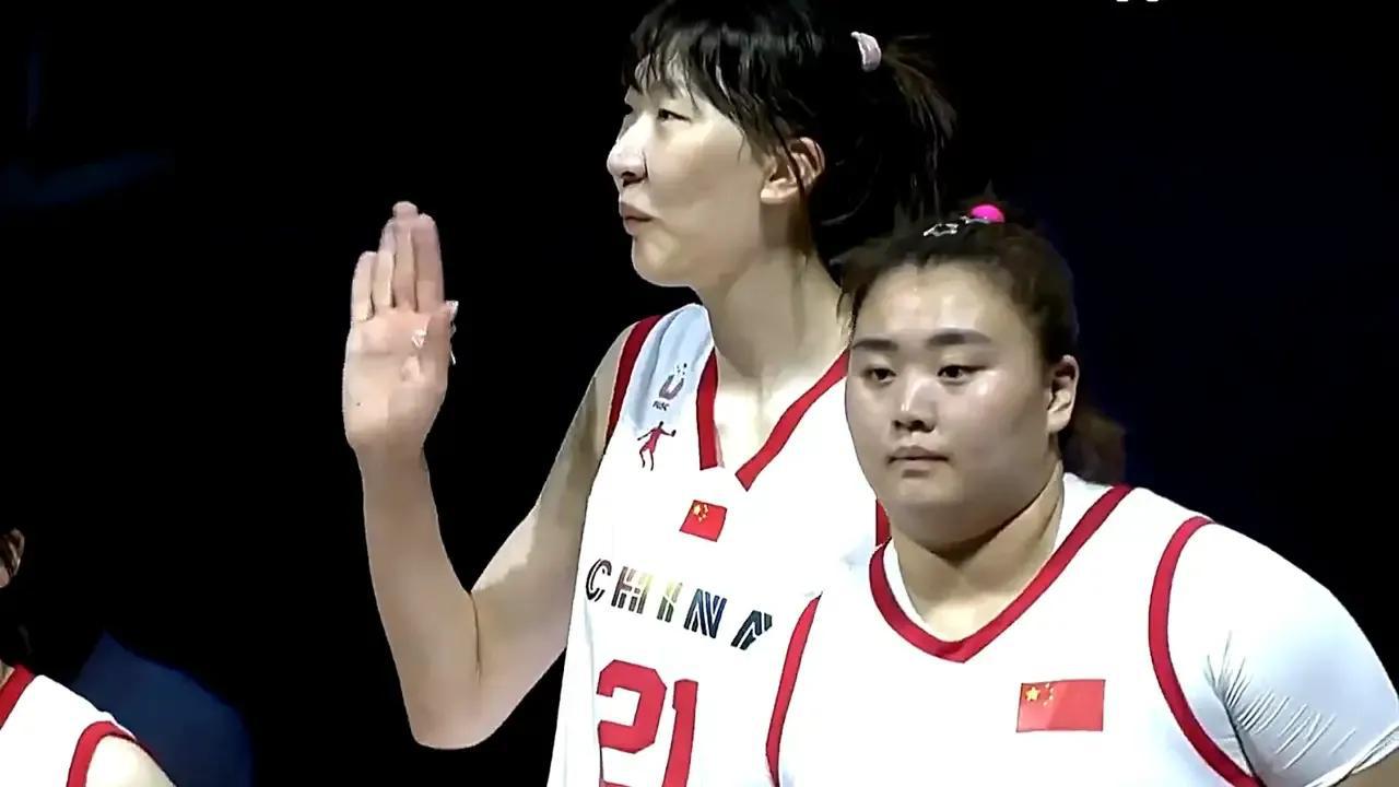成都大运会中国女篮小组积分第一，提前出线，锁定八强！我觉得中国女足可以多注意一下(2)