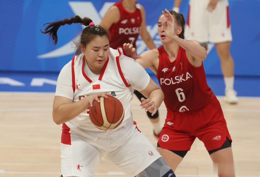 成都大运会，中国女篮72:49狂胜波兰，说明了4个不争的事实-----
1，WN(2)