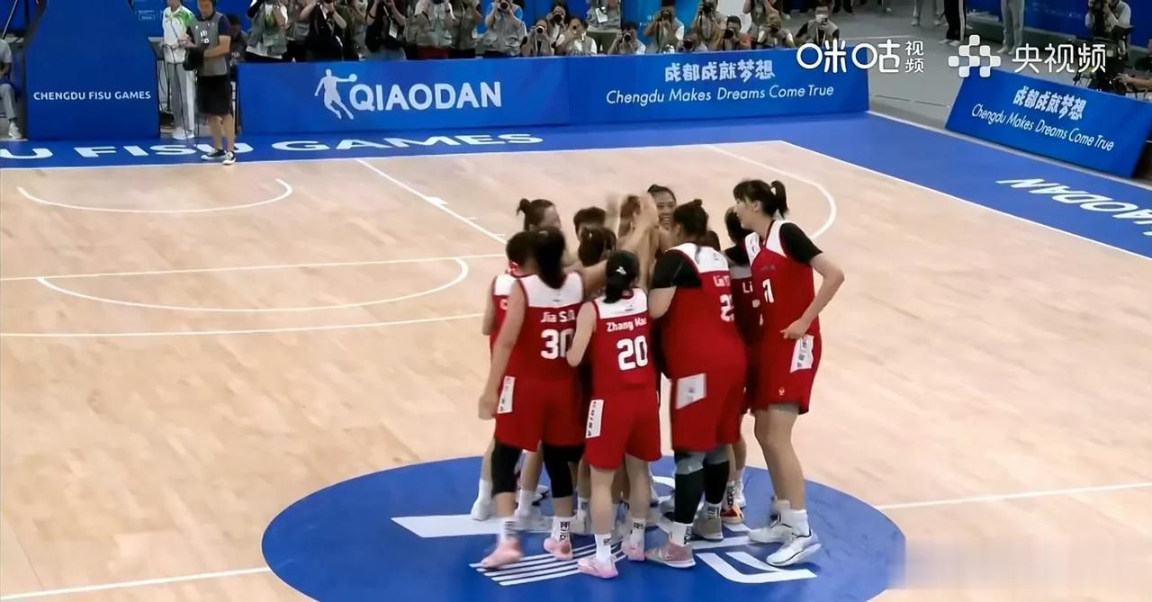 大运会女篮击败日本获得冠军，主要是靠以下几点，最后一点太重要了！

1、韩旭效率(1)