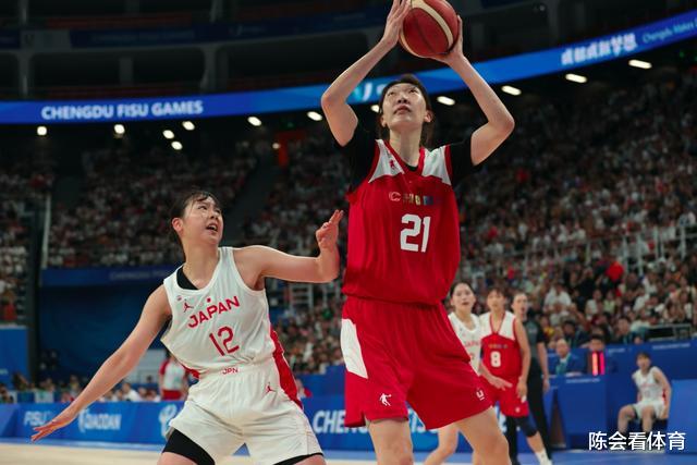 大运会中国女篮夺冠，夺冠奖金曝光，国际篮联官宣喜讯，球迷沸腾(1)