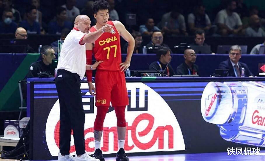 中国男篮63-105塞尔维亚！可怕的不是输球，而是球迷赛后的表态(4)