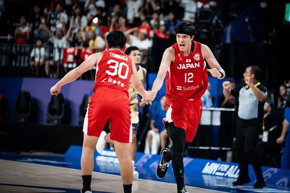 亚洲球队都有高光表现，中国男篮还能保住亚洲一流水平吗？