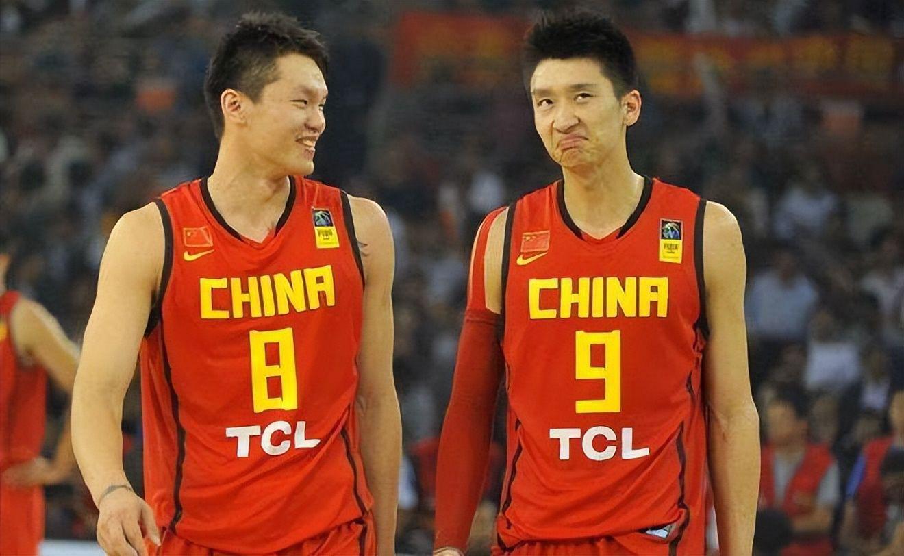 中国男篮历史最佳阵容，你觉得谁更应该入选？(2)