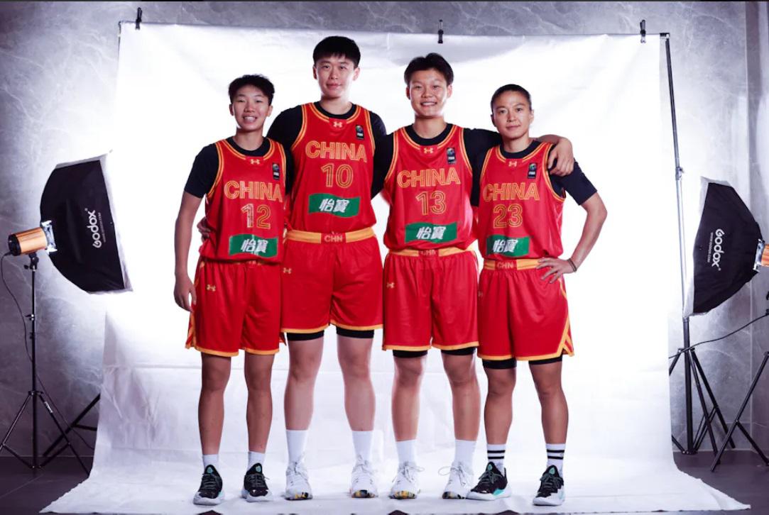 中国三人篮球国家女队获WS年度决赛第三名(1)