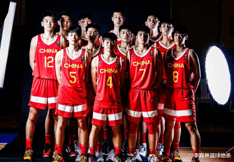 效率第1！中国男篮16岁天才15分钟轰16+7，新周琦真猛：末节21-0(4)