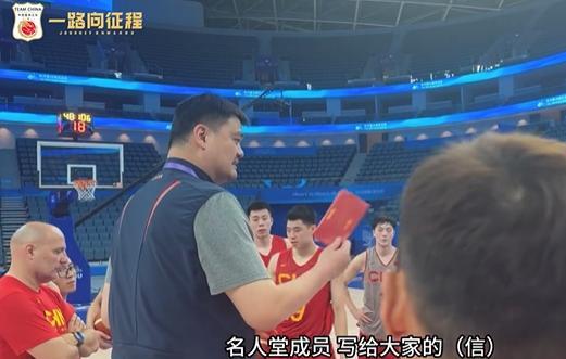 退出中国男篮第一人？再见了，50分先生！都替勇士打过NBA夏联(2)