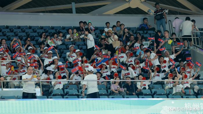 韩国媒体：中国球迷一边倒为朝鲜女篮加油，韩国队被看作“恶棍”(2)
