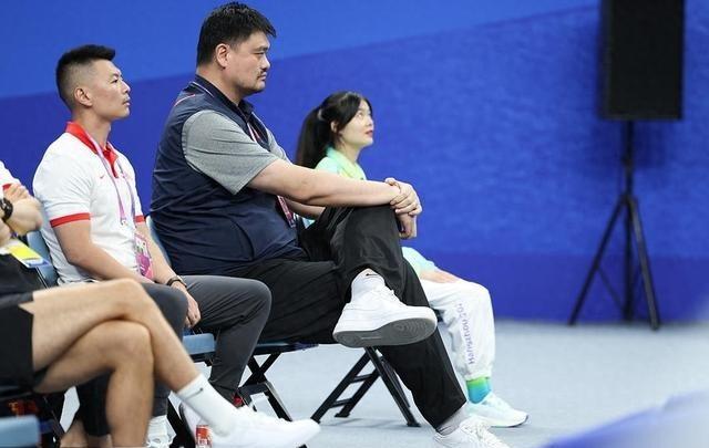 龙腾亚运：101道光重启赛场，中国男篮的涅槃重生(4)