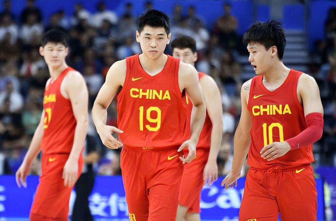 中国男篮首次得分破百，铜牌争夺战大胜，4位球员的发挥很关键(2)