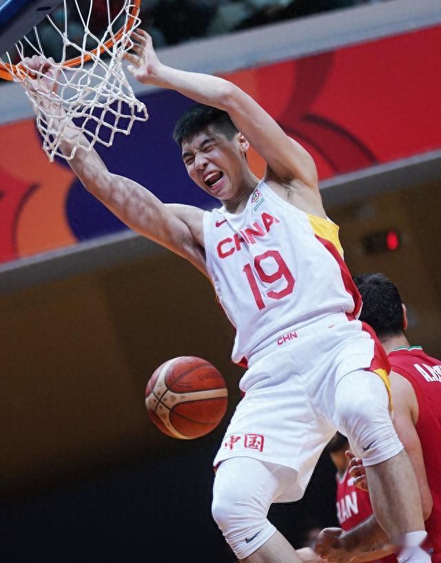中国篮球最有潜力的五位球员，你认为谁的天赋最高？(1)