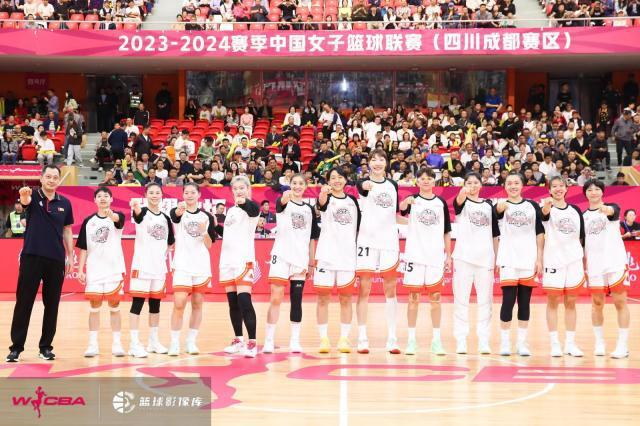 WCBA联赛揭幕战在成都打响，四川女篮轻取开门红(3)
