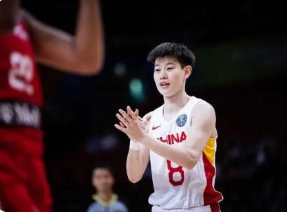 盘点中国女篮，在打完巴黎要运会后，可能会退出国家队的三个人(3)