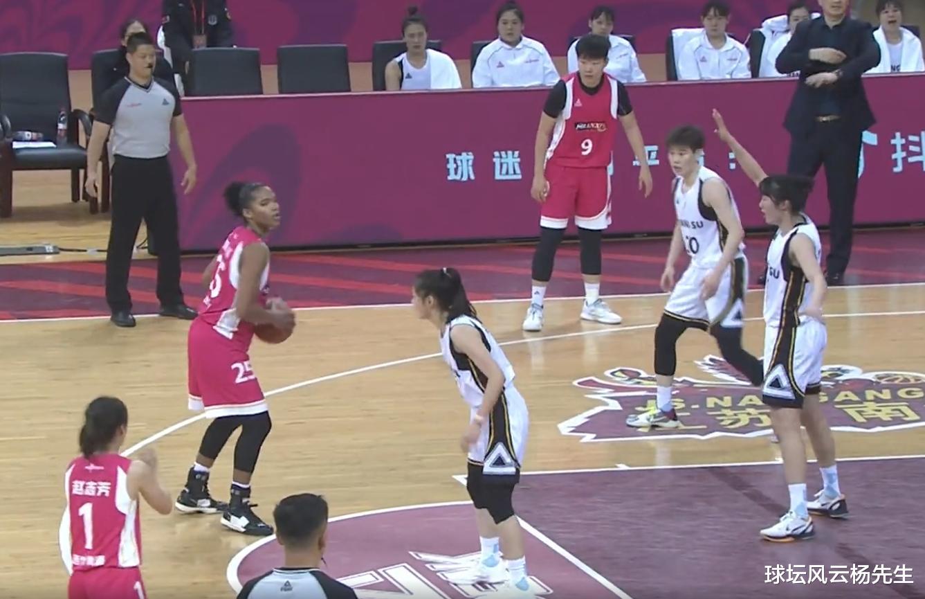 WCBA常规赛第19轮：江苏女篮加时赛险胜山西女篮，罗欣棫轰14分18篮板带队取胜(1)