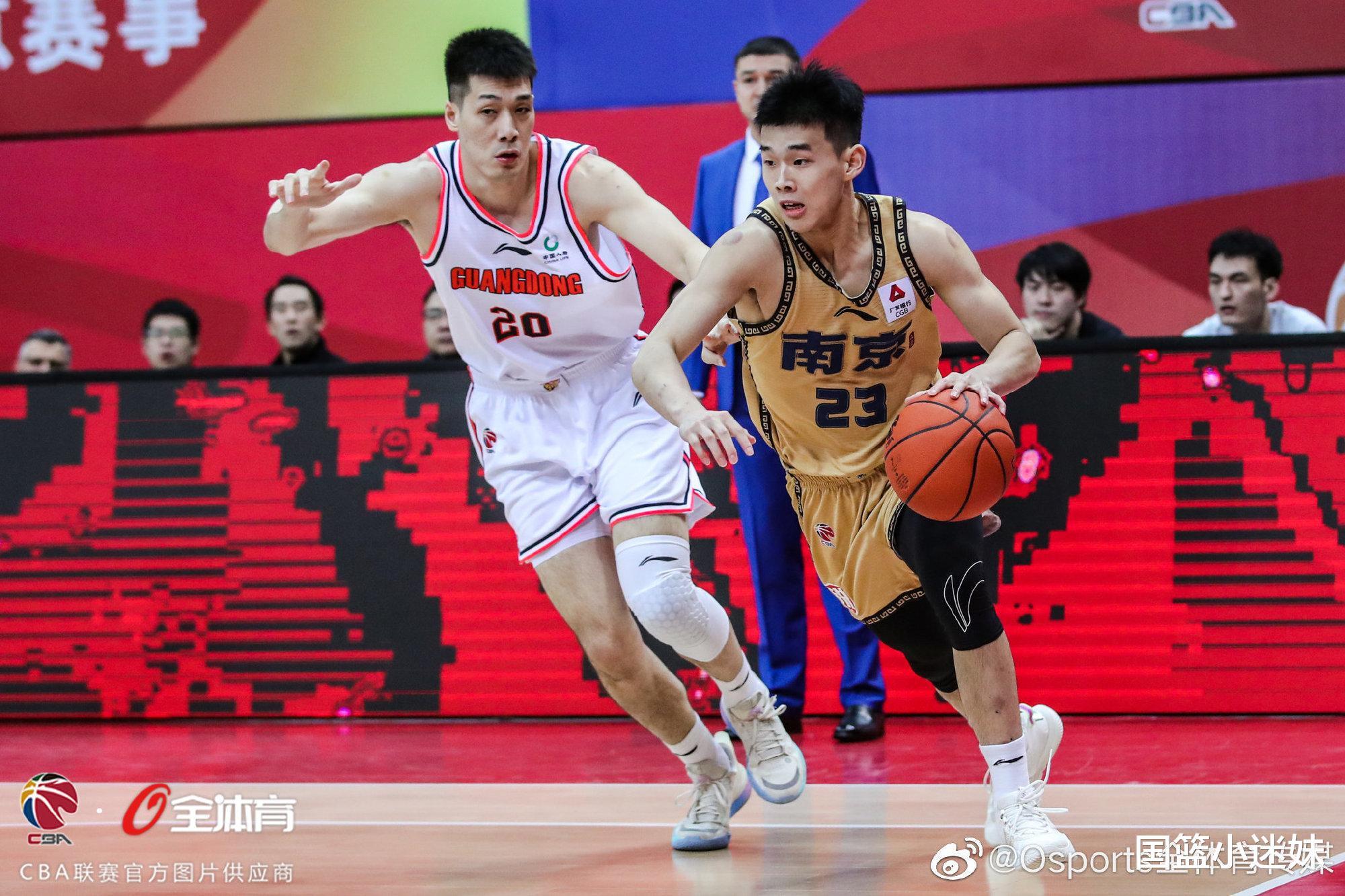 中国篮球大揭秘：一支CBA球队一年能有多少收入？(5)