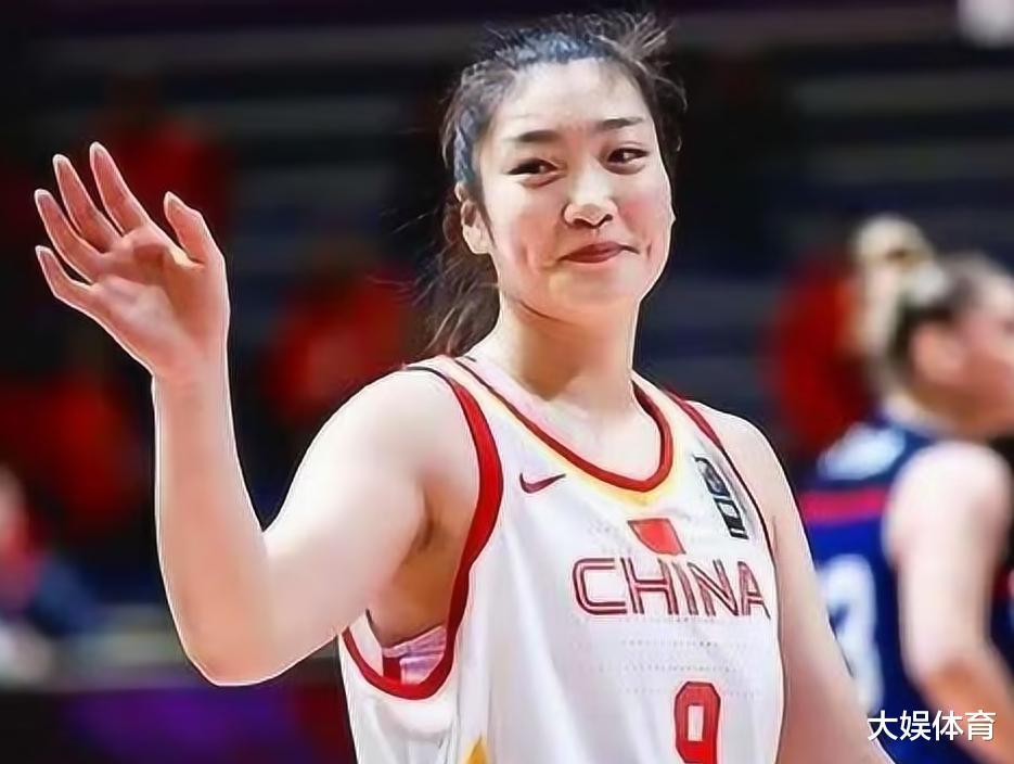 中国女篮的领袖是李梦还是韩旭？内外结合，才能成为世界强队(2)
