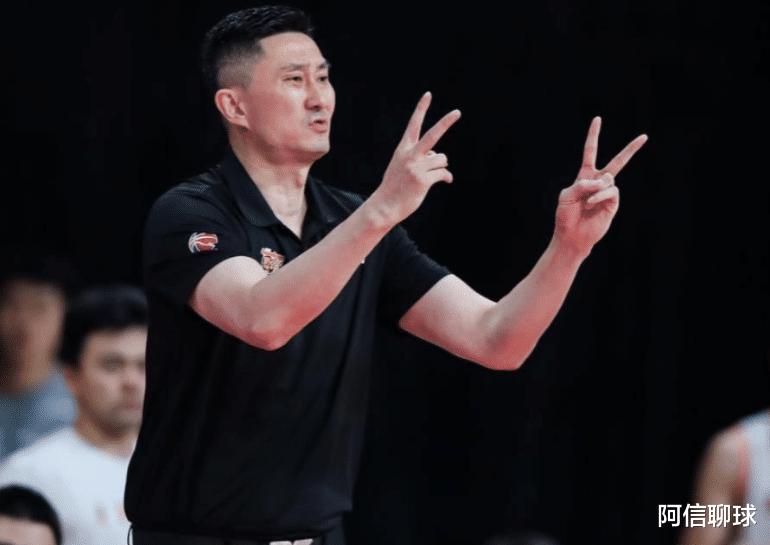 广东跌出4强，4队最有望夺冠，CBA排名再惹争议，姚明也要出面了