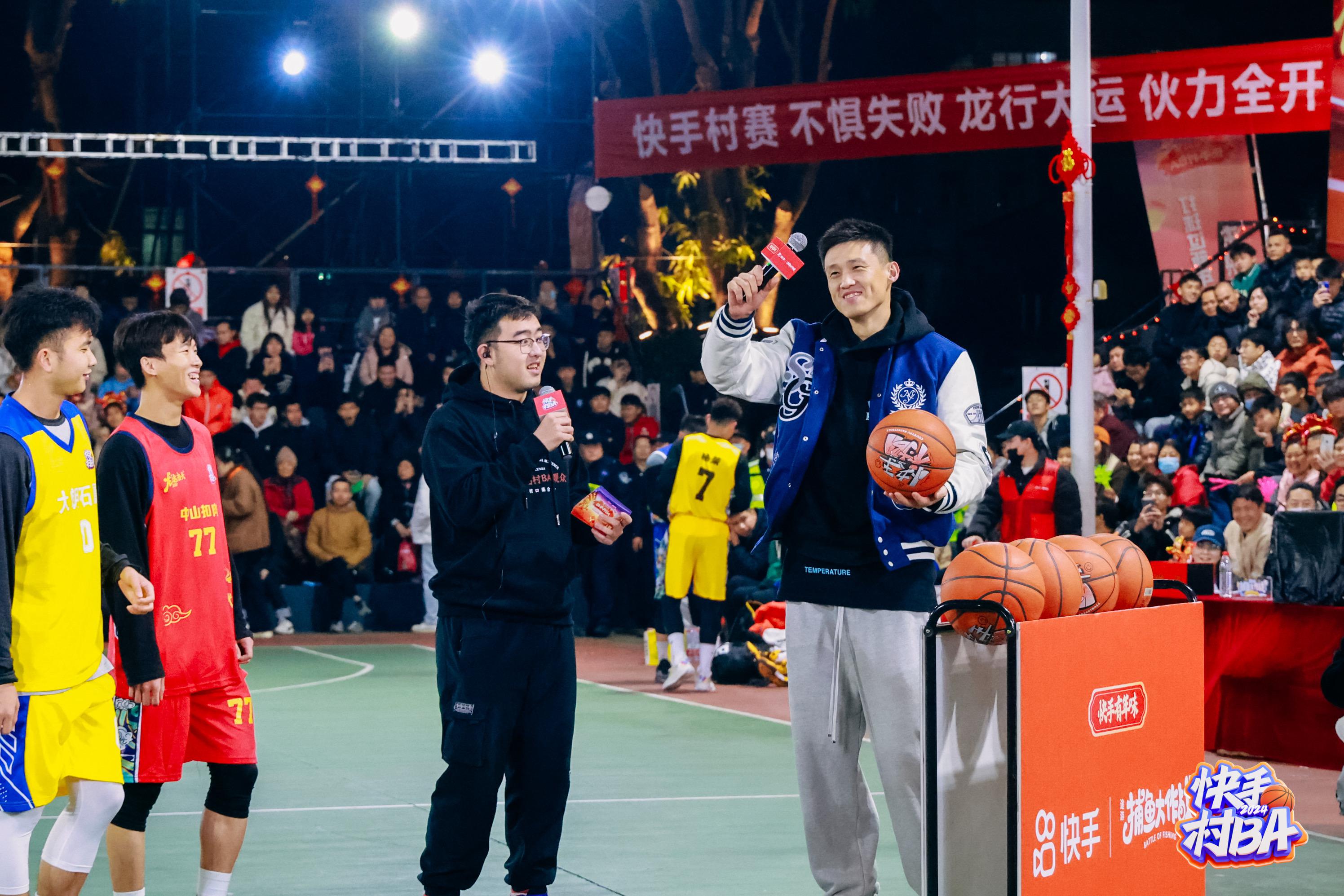 村BA堪比职业，中国男篮队长都想试一下(2)