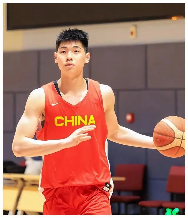 好！38顺位被灰熊选中！中国球员重回NBA？(10)