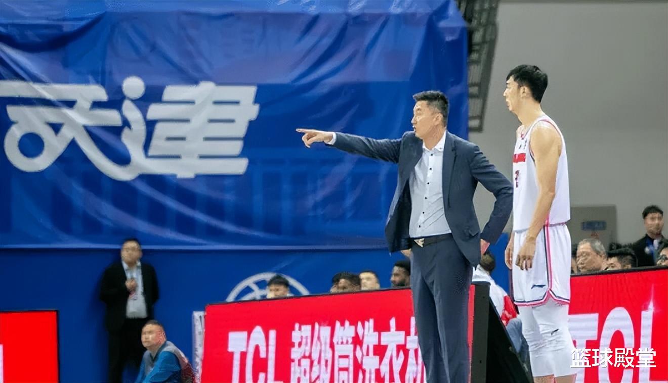广东112-113不敌天津，来看赛后杜锋、胡明轩与张庆鹏说了什么？