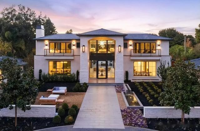 走进NBA球星斯蒂芬·库里价值3000万美元的豪宅！(2)