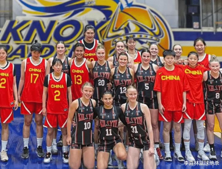 恭喜！中国女篮1米86混血新星诞生，当2米28天才帮手，名嘴：攻防俱佳