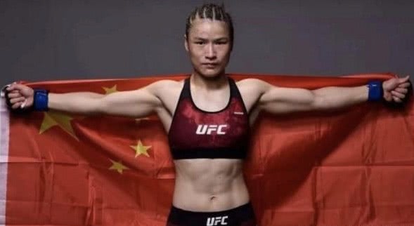 气愤！UFC冠军P图嘲讽中国第一人 张伟丽霸气回应：会让她后悔(4)