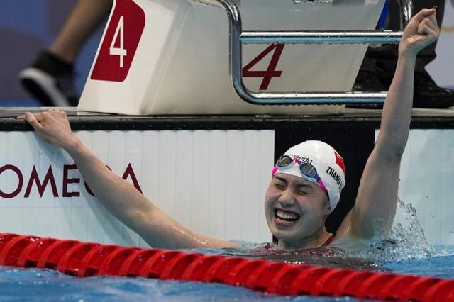 反超日本！女神张雨霏拿下蝶泳200米冠军，助力金牌榜至13枚(2)