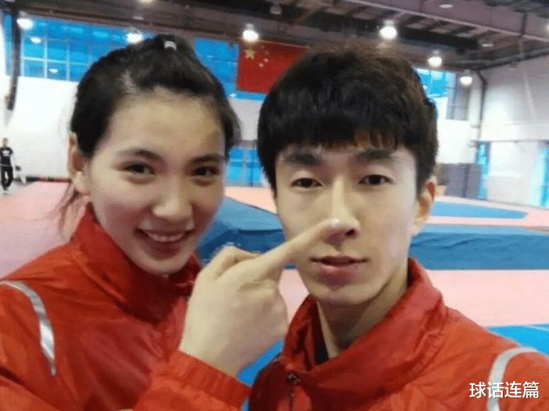 恭喜！中国又一奥运冠军求婚成功，与娇妻相恋十年终成眷属(2)