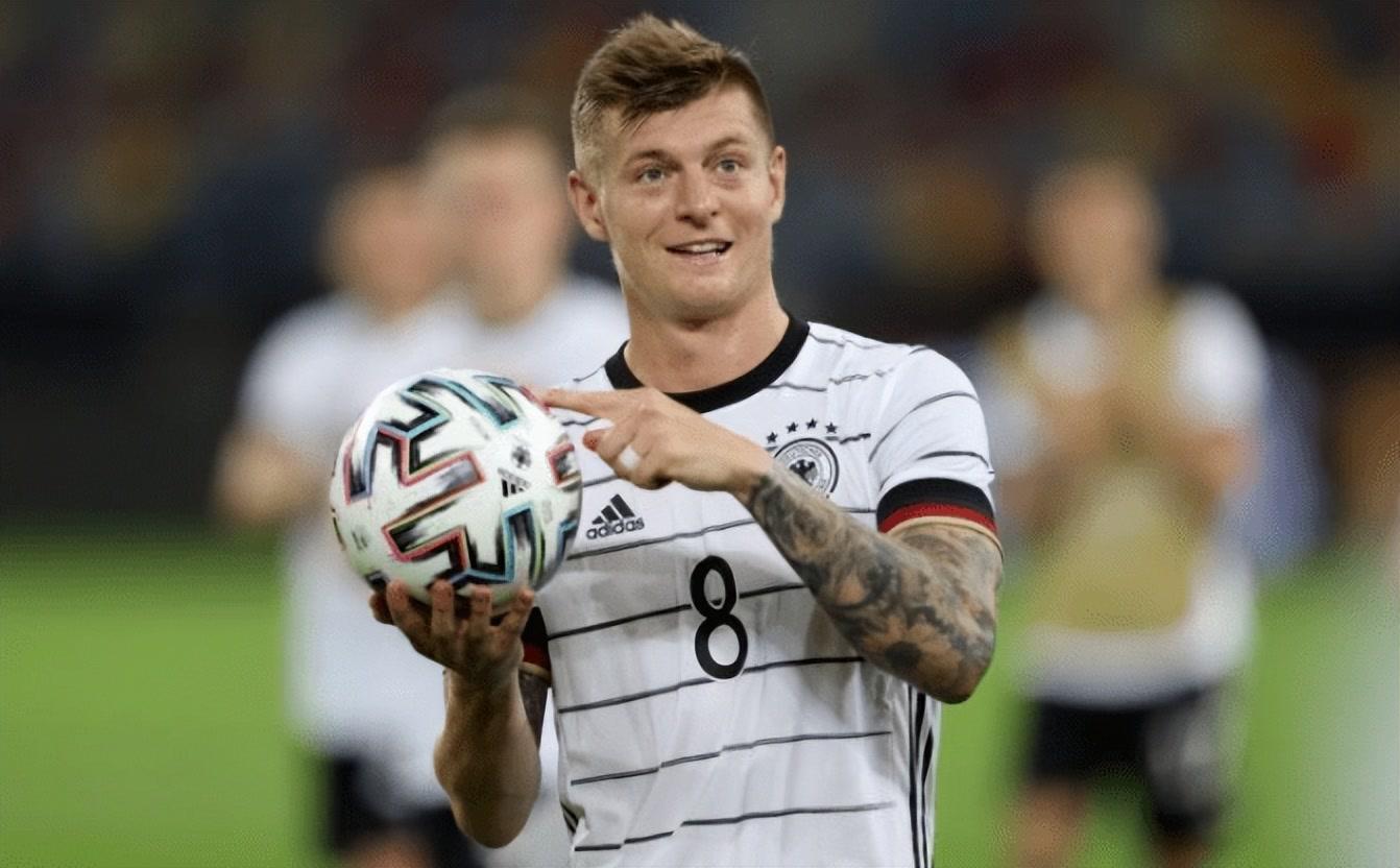 作为德国欧洲杯替罪羊 克罗斯退出国家队 对于谁都是一个好事(2)
