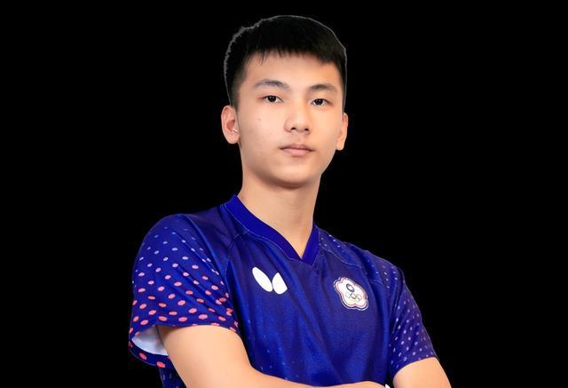大爆冷！19岁男乒小将打败日本全国冠军，目前世界排名仅321位(2)
