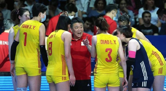 结束3连败！中国女排3-0横扫波兰，袁心玥爆发，总决赛希望大增
