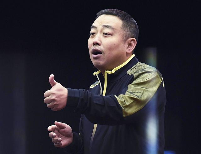 恍如隔世！46岁老将再战中国队，曾在世乒赛淘汰刘国梁，认识吗？(3)