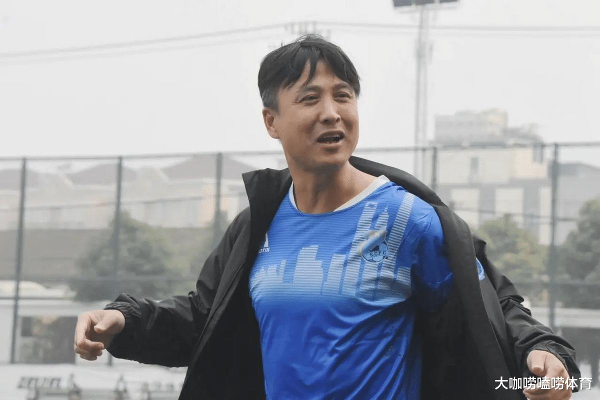 出狱6年，46岁前国脚走上新岗位，浪子回头，再为中国足球出力(3)