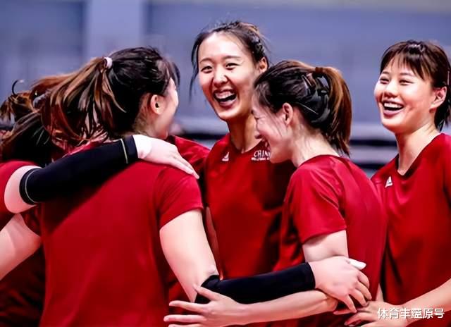 世锦赛来袭，中国女排接受无奈选择，一场考验没有结局