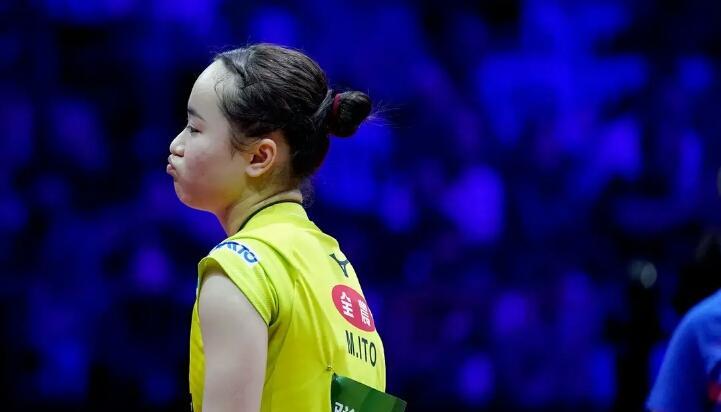 世界第一孙颖莎锁定世锦赛一单地位！她是中国女乒的领军人物吗？