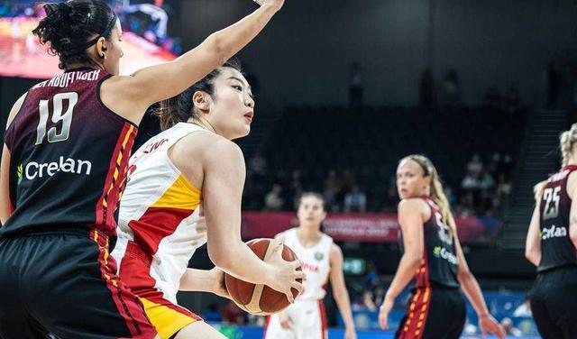 中国女篮最后发力，体力充沛，这就是中国女篮和男篮的最大差别(3)