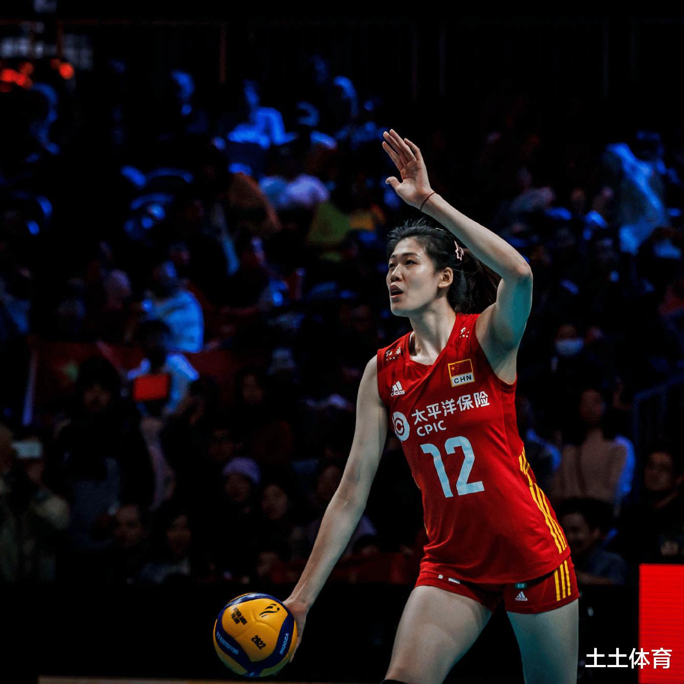 世锦赛排名更新！中国女排1局优势力压巴西，亚洲2强名次攀升